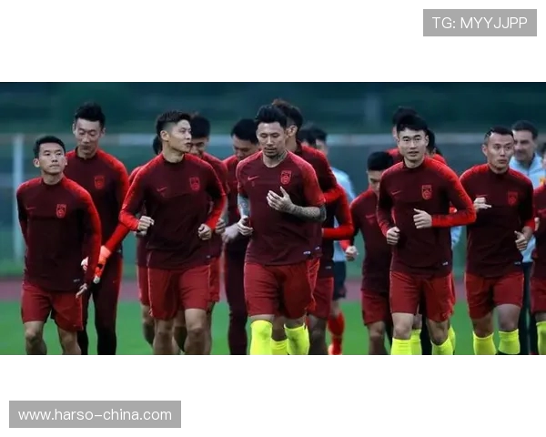 印尼足协赠送三万条围巾点燃主场激情全民齐心助威国家队